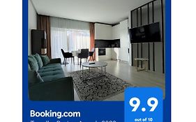 New J&R Apartment Near Girstutis, Free Private Parking & Self Check-In